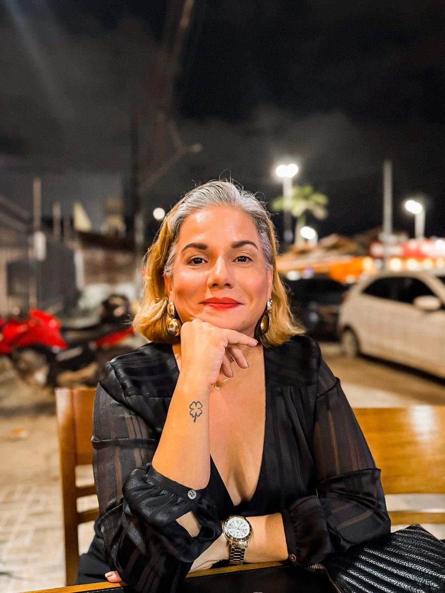 Que se danem os donos da verdade!
Eu sou feita de dúvidas. 
😉