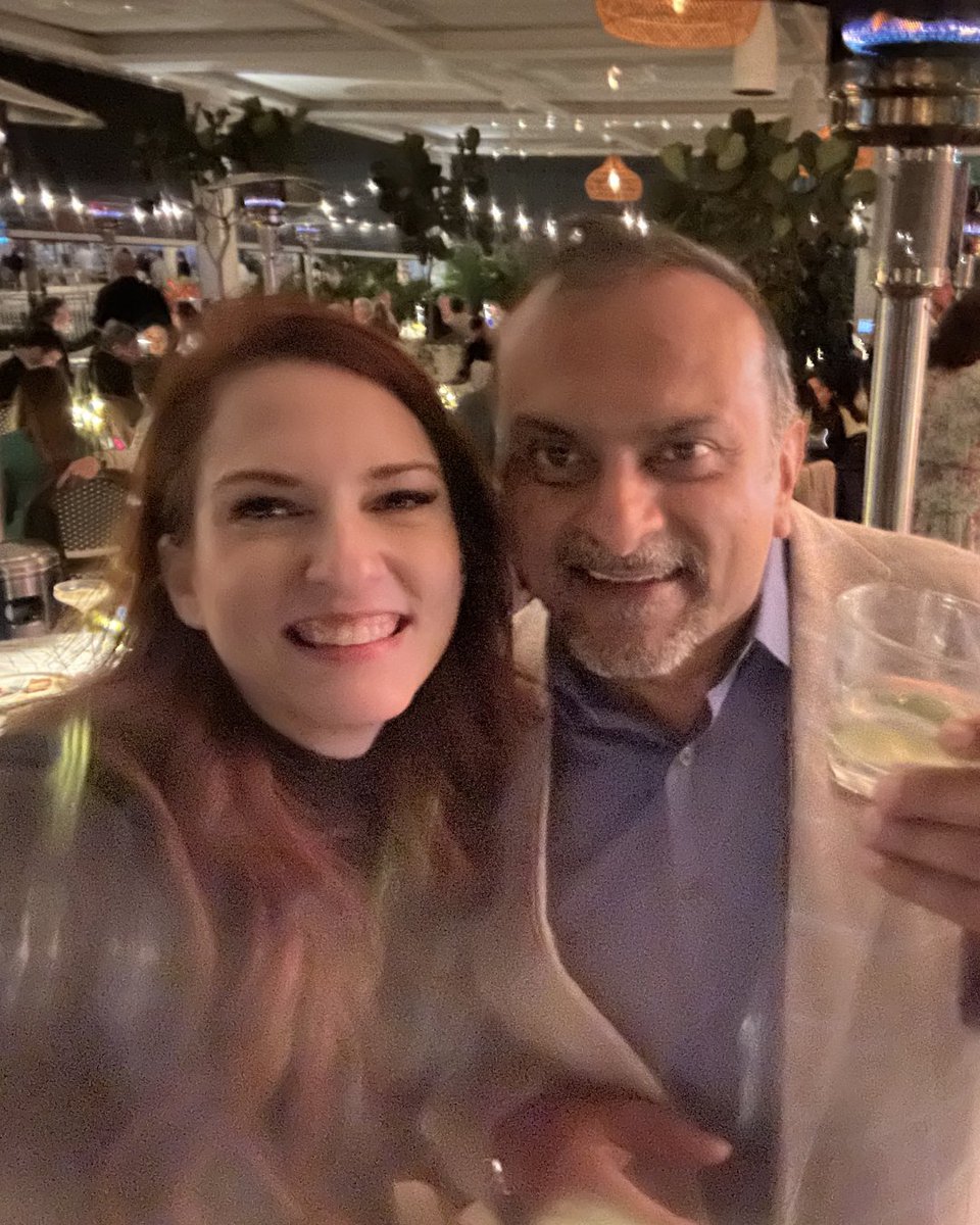 straightwires's tweet photo. Exploring the psychology of the Millennial mom… and her precious Gen Alpha at the 2026 Vitana Leadership Retreat! 🌴
From first call to same-day start, it’s all about building trust, reducing friction, and understanding what really drives decisions in modern ortho.
#Orthodontics https://t.co/9WFkI66AZG
