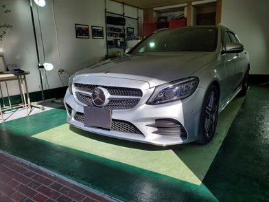 beuty106's tweet photo. メルセデスベンツC200ステーションワゴン

ーご相談内容ー

（１） ボディには擦り傷など複数個所あり
（２） フロントガラス、サンルーフはウロコ染み沢山
（3）黒い樹脂部分は色褪せ、所々白色等の汚れあり
https://t.co/HO7Fb1dhso https://t.co/GqSEvTxzfo