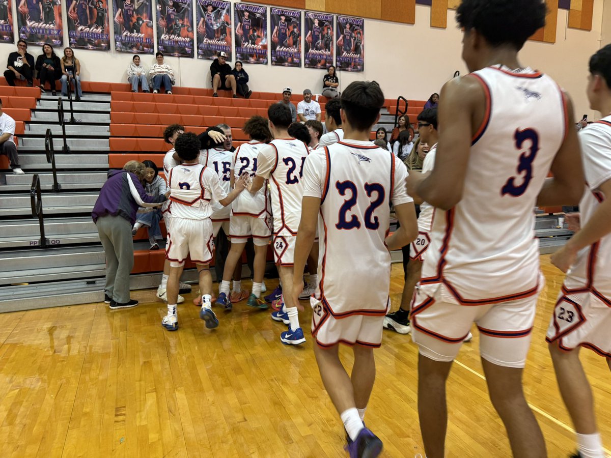 Christina Taylor tweet media