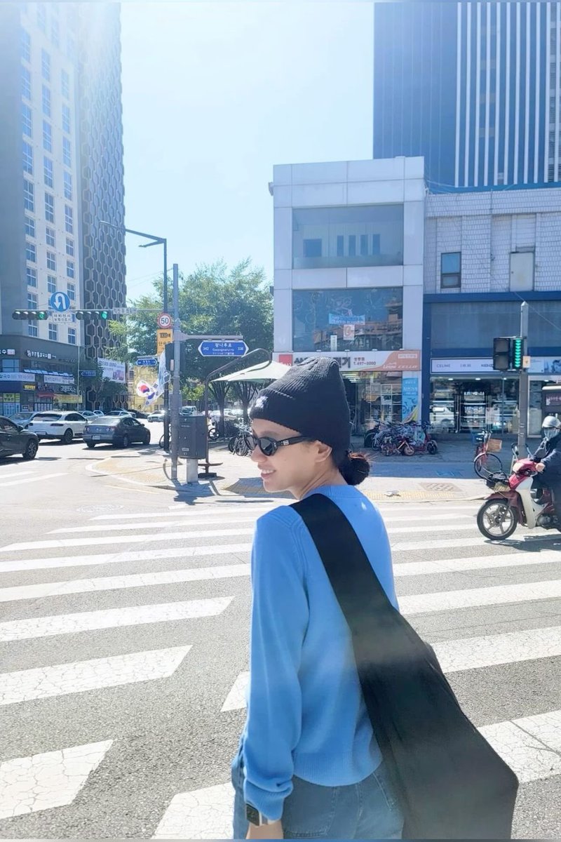 I'm on Lunar New Year holiday, and I suddenly thought of Eun Jin unnie. 
I hope she's healthy and well-prepared for her upcoming projects. 
I have a feeling that besides her drama projects, she might appear in a big movie or musical. But whether working or resting, please stay