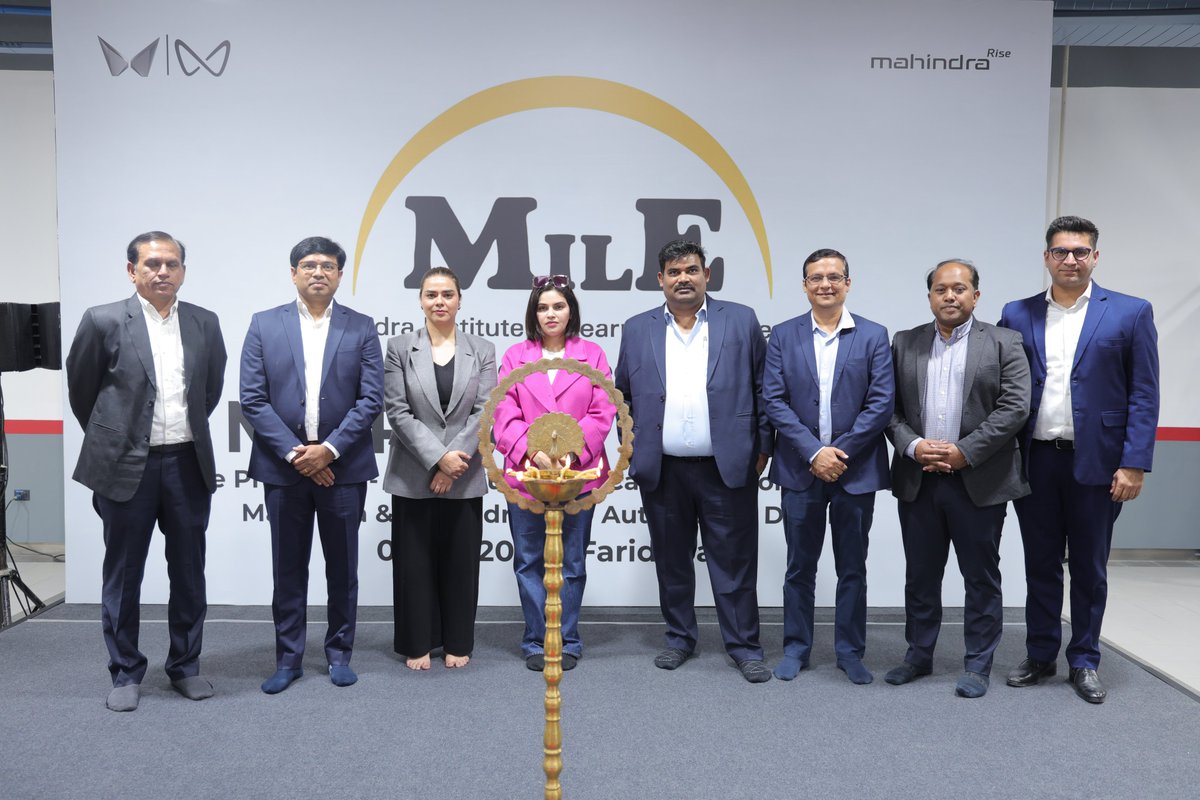 carblogindia's tweet photo. Mahindra levels up after-sales in Delhi NCR! 

🔹26,000 sq. ft. Mahindra Institute of Learning Excellence
🔹Dedicated eVans for doorstep EV SUV service
🔹5 new service touchpoints (+70 working bays)
Stronger network. Smarter skills. Seamless customer experience.
@Mahindra_Auto https://t.co/cQ7AaS44uW