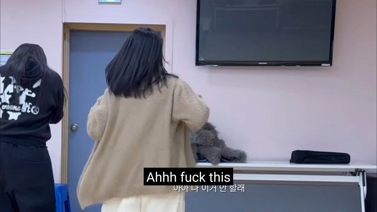 THE SHOCK I JUST GOT BEC OF THE SUBS LMAO