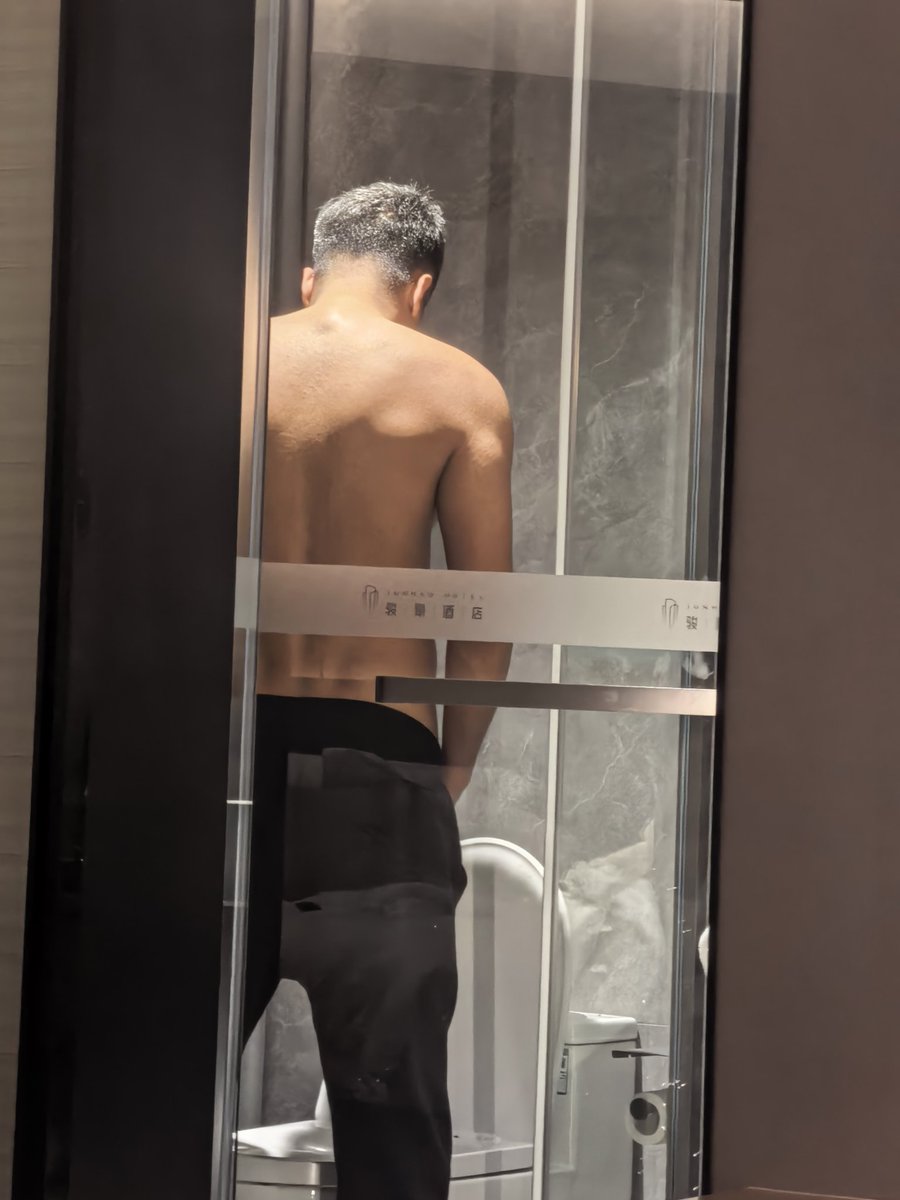 咸湿超人 tweet media