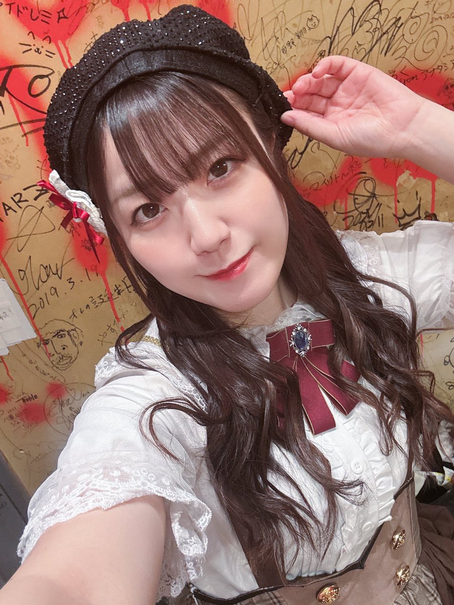 咲乃奈緒🍞Descris.📚4/4ワンマンライブ@秋葉原Venus (@nao_sakuno