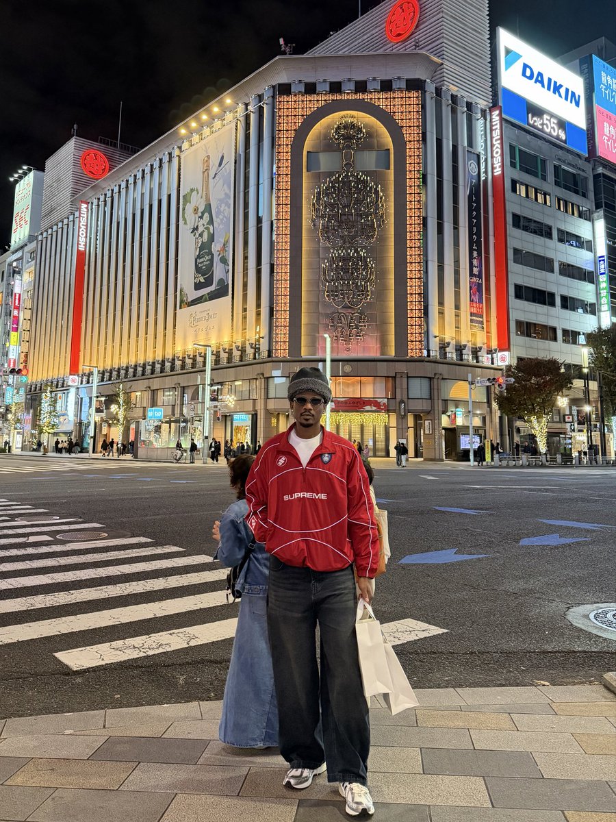 EricMoses_'s tweet photo. Tokyo https://t.co/GKGOD3kxSl