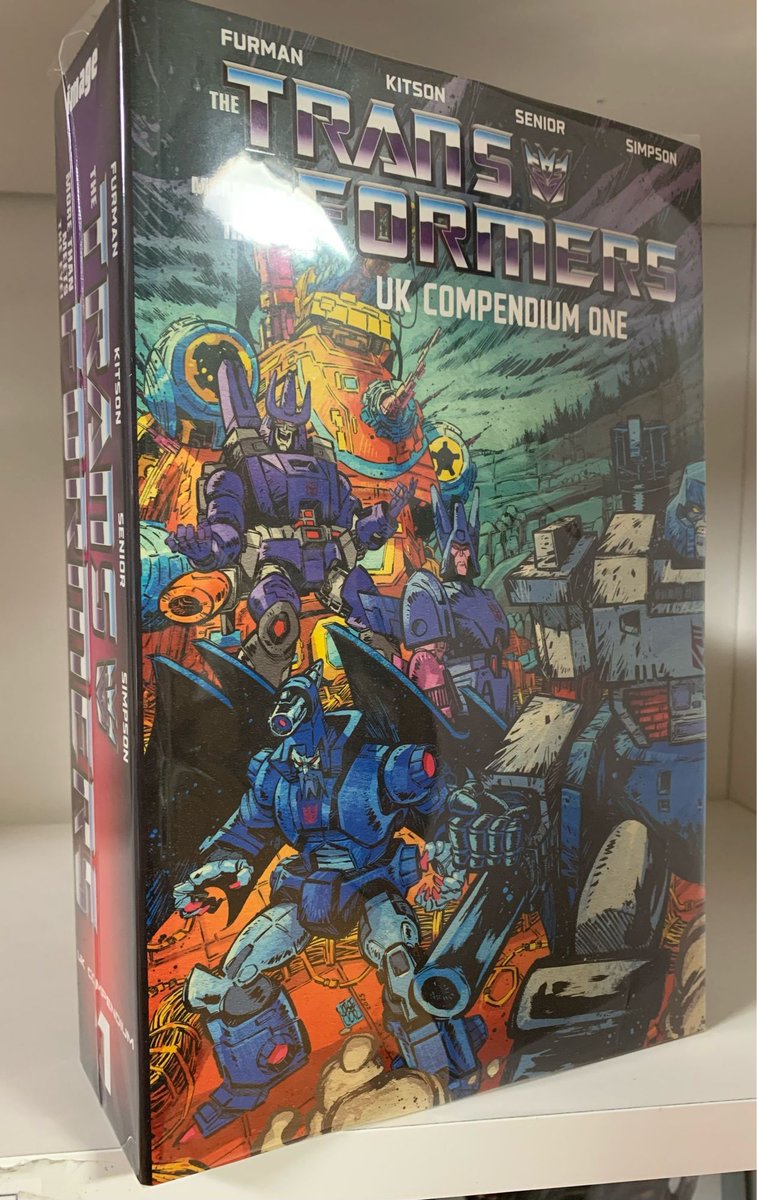 祝日の本日もオープン！ 英国において独自のストーリーが展開されてい