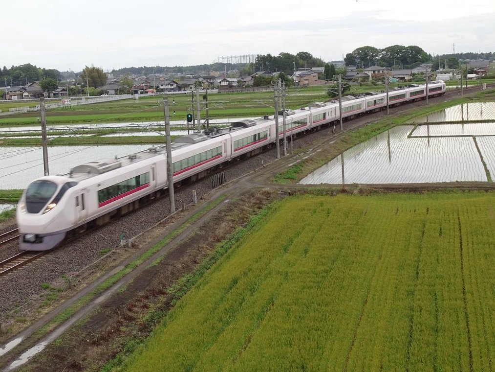 13年ぶりに会った父親ですが縁を切りました。 人や鉄道旅行の人をバカ