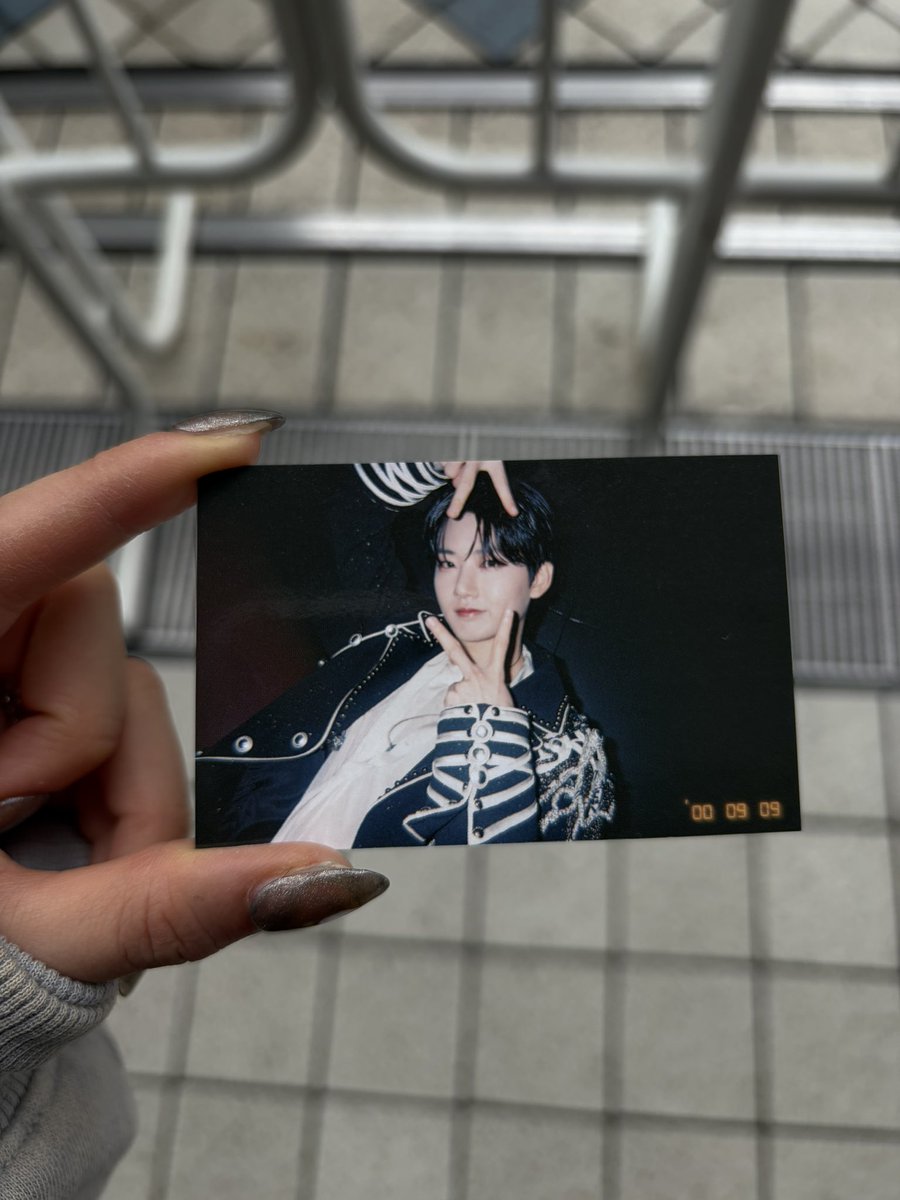 리코 tweet media