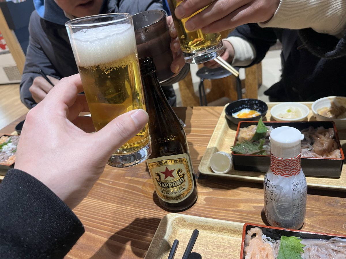 kfyk2's tweet photo. 目的地を通り越すコースで寄り道🦑🍻 https://t.co/yKAp1Vpaj1