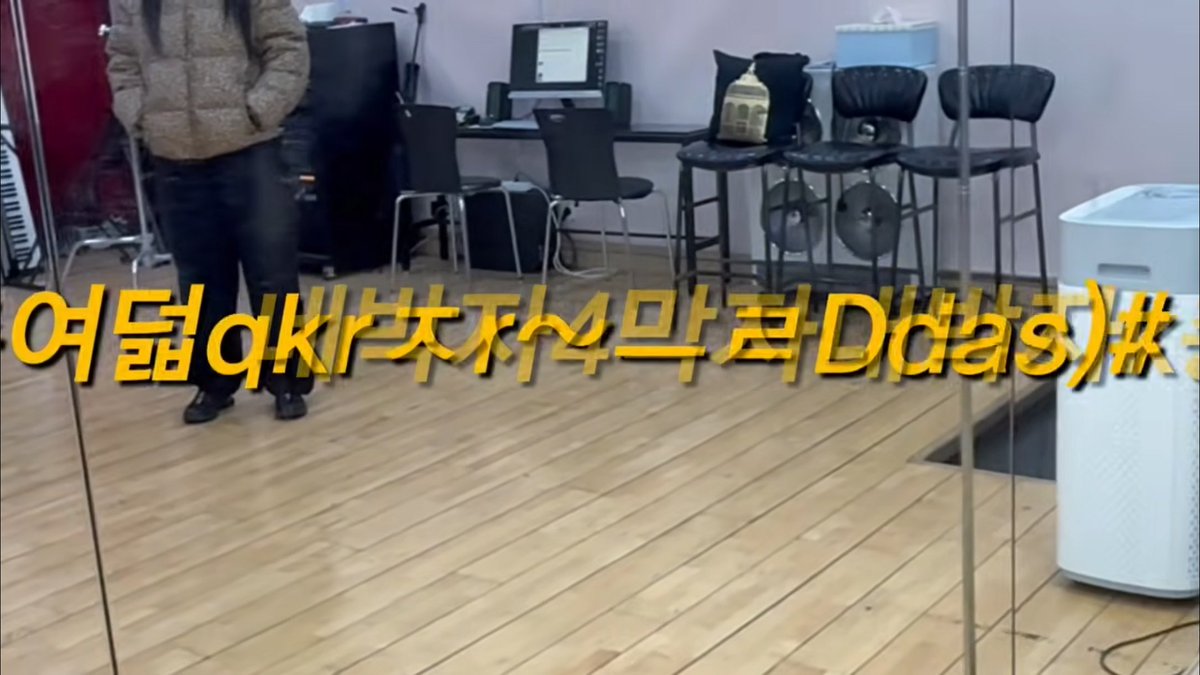 PLEASE THE CAPTIONS 😭😭😭😭