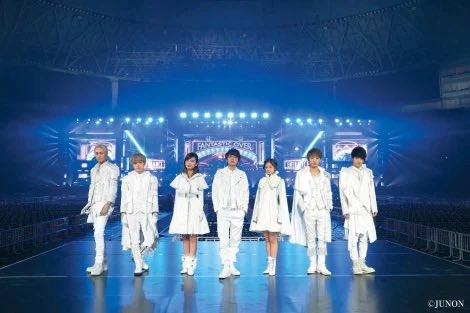 besty_muze0124's tweet photo. とりあえず言えることは、7人と6人のAAAが私の青春で、5人と4人のAAAは私の人生です。
AAAを残してくれてありがとう🌈
#AAA
#AttackAllAround https://t.co/ZmcHHS3OYh