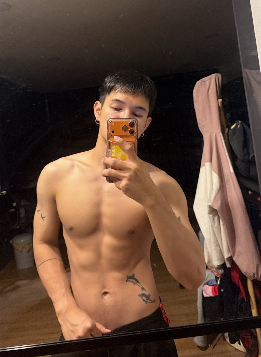 ก๊อตซิลล่า tweet media