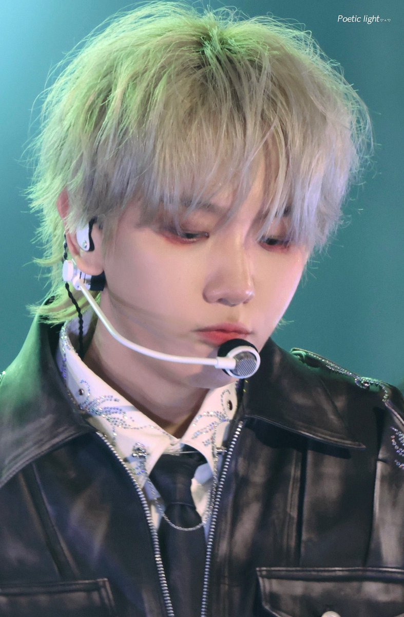 백현아 맛있는거 챙겨먹거라!!!
오늘도 제일 행복한 하루 보내고!!!!
😙❤️🍀🍀