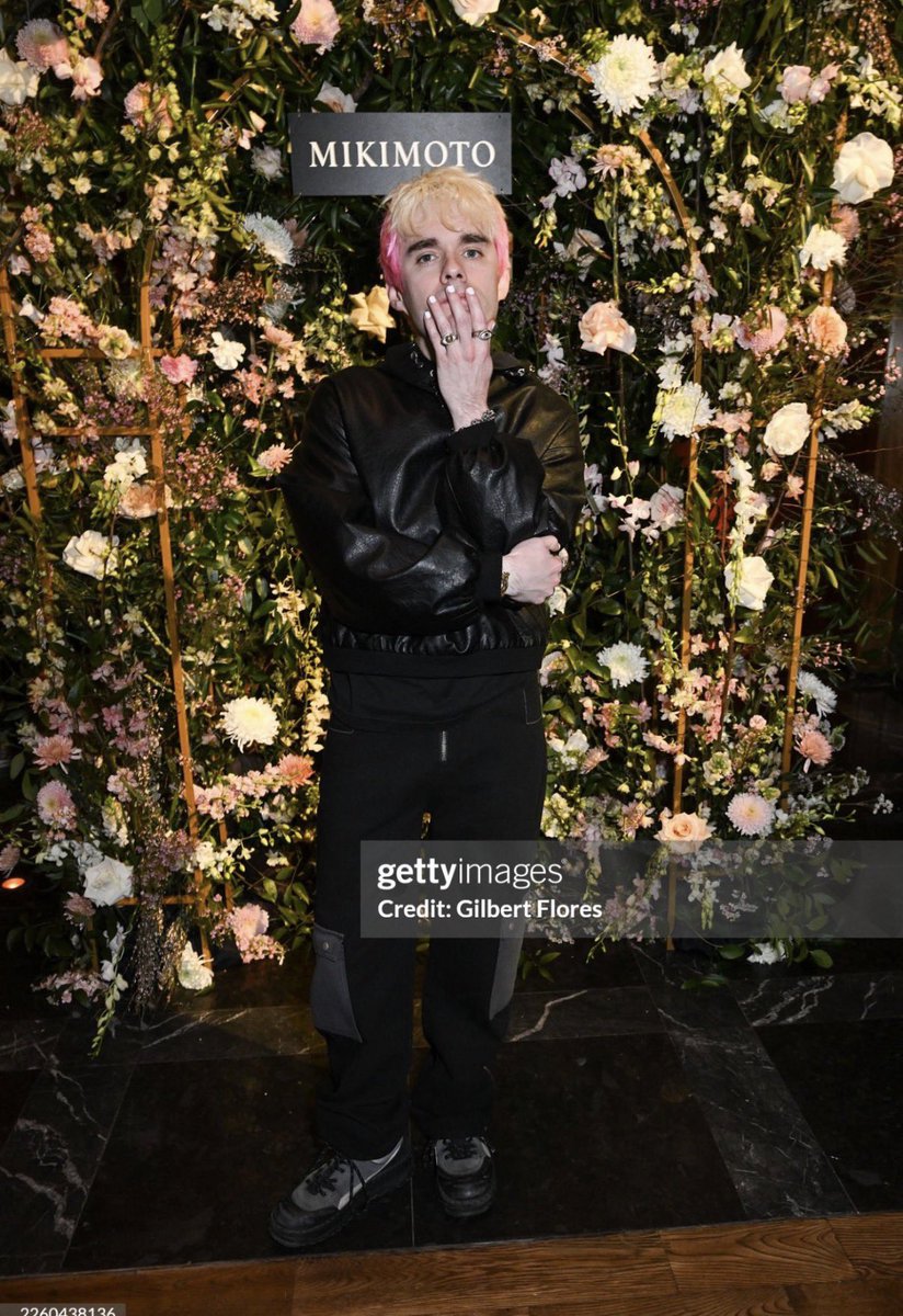Awsten at the NYFW Kickoff!
📸: Gilbert Flores