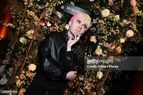 TeamWaterparx's tweet photo. Awsten at the NYFW Kickoff!
📸: Gilbert Flores https://t.co/7B7C3igycJ