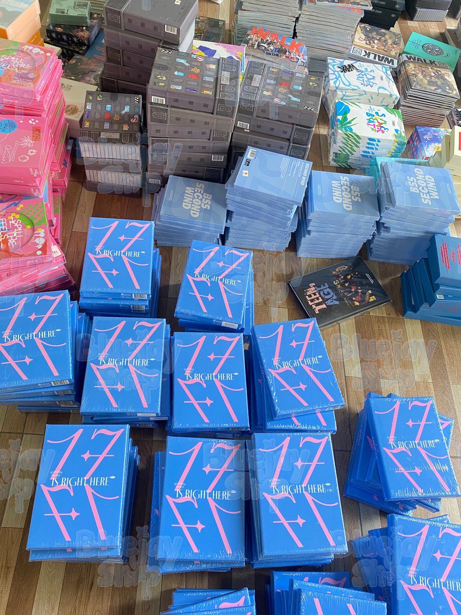 #Bluejayshop_GA
SURPRISE SEALED ALBUM GIVEAWAY! 🥳

- follow us 🔔
- retweet + rt like recent twts
- reply

will draw on feb 18 🚶‍♀️