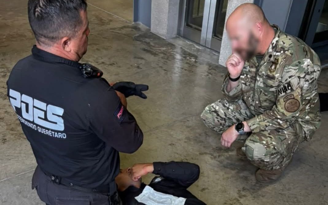 IovanPH's tweet photo. Fortalecemos la preparación de la @POESQro de manera permanente. Elementos de Grupos Especiales participaron en un curso de Medicina Táctica impartido por #INL, a través del #DHS, con apoyo de U.S. Border Patrol y #BORSTAR.
Además hubo un intercambio de experiencias con la #SSPC, #SEMAR y #FGR para reforzar la coordinación en favor de la ciudadanía.