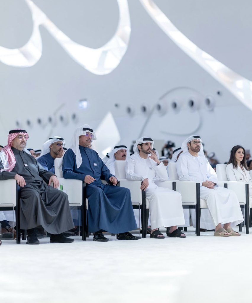 Hamdan_bin87's tweet photo. Royal family 🇦🇪 https://t.co/KjRxH7xArB