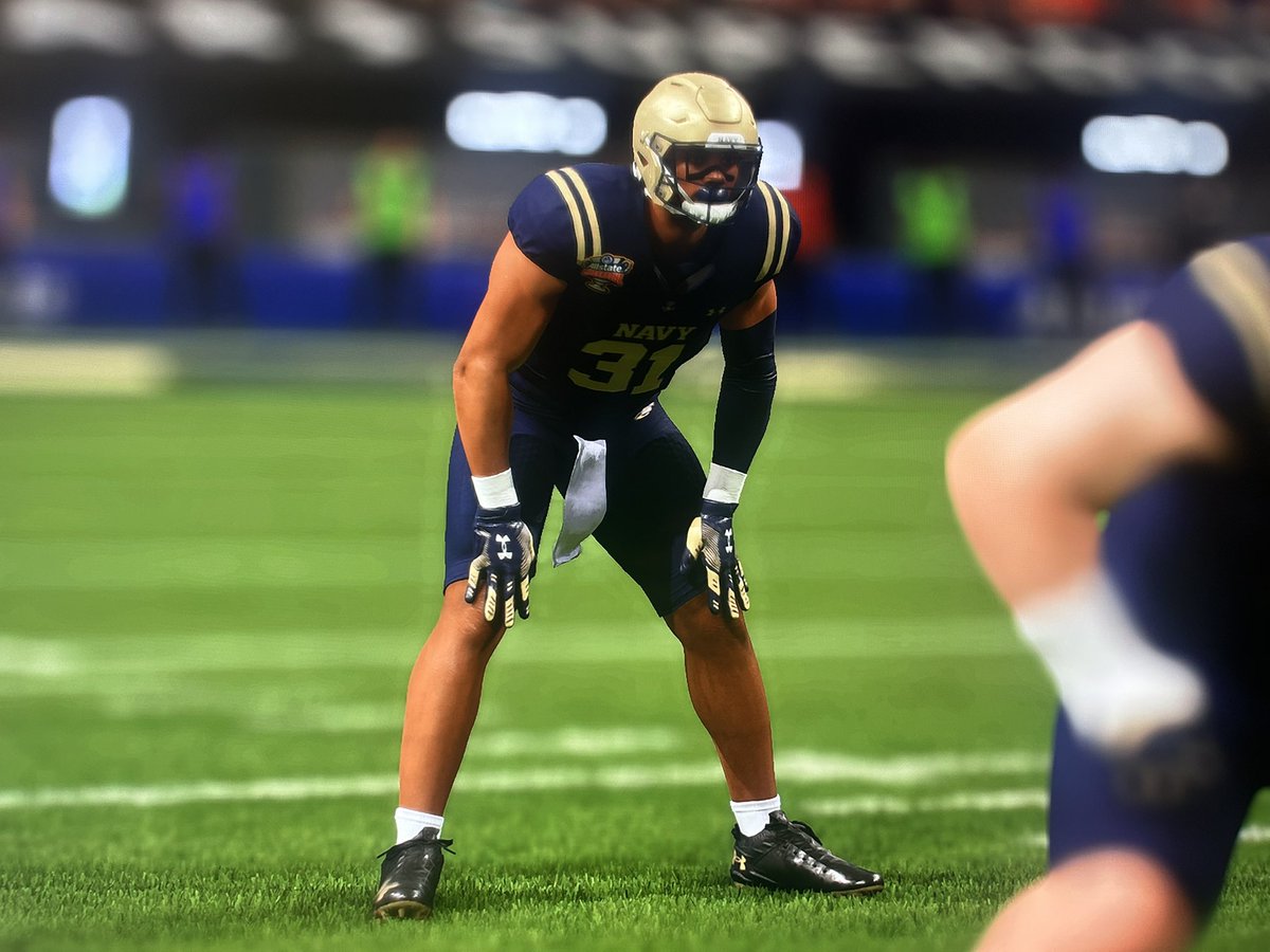 USNavyFB's tweet photo. The Sugar Bowl MVP is Jr. RB Kenyon Honeycutt, who carried the ball 15 times for 81 yards &amp; 2 TD.

#GoNavy https://t.co/DwjvE69itN