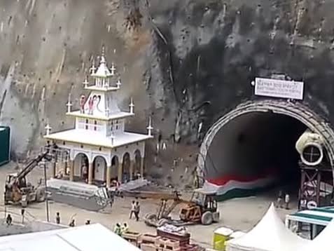 खुचरेंप tweet media