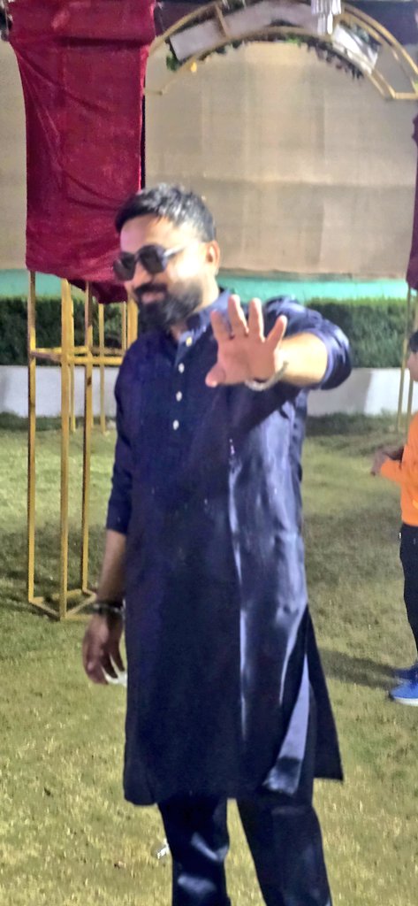 No photograph plz 🙏  😀

#mk #MayurKachhadia #photograghy