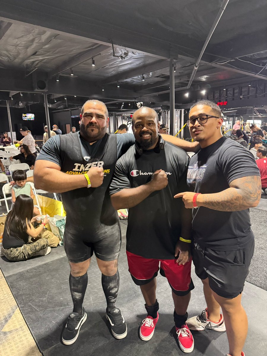 Larry B. tweet media