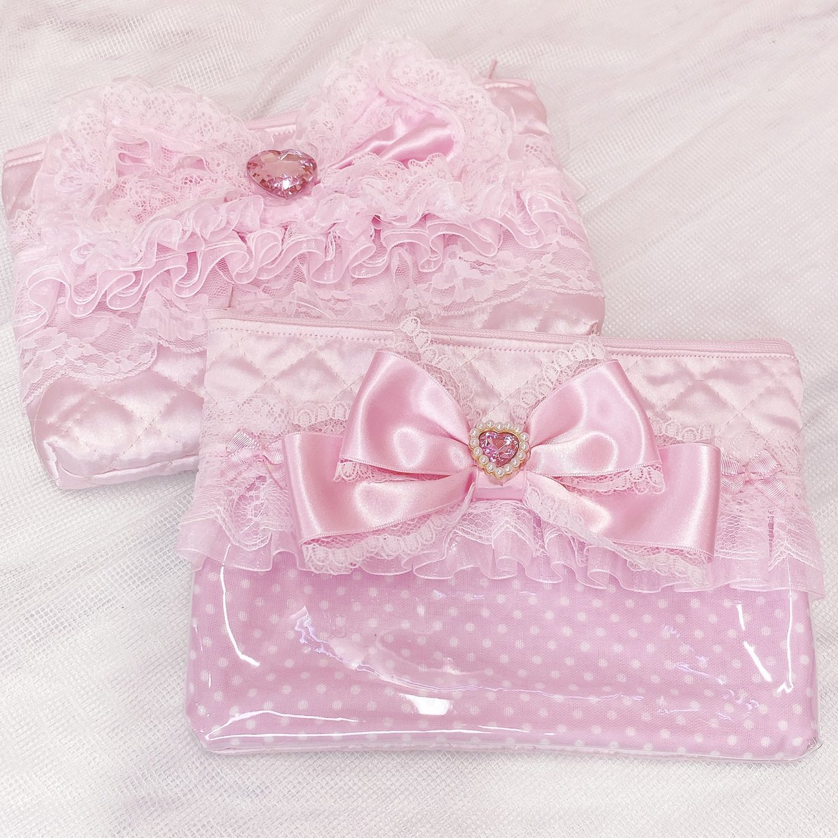 Kawaii__Stars's tweet photo. Kawaii☆Stars SHOP💕原宿本店
カワスタ🍫バレンタイン💘

2月11日
♡ただ今の店舗状況です♡

Princesstaleさま

持っているだけでお姫様気分👑💖
たっぷりフリルにリボンでlovely🎀
ピンク色でいっぱいの💕
ペンライトにミラー🪞
トレカケースにポーチなど✨

あなたの日常をcuteに彩ります♡

通販ご希望の方は
ご希望の方は作品に⭕️をつけて 
DMまでお問い合わせください♡