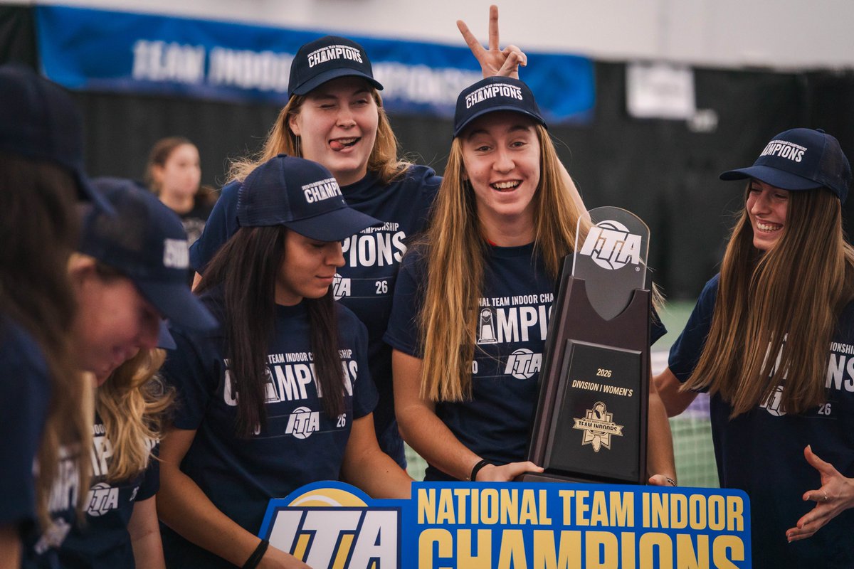 ITA_Tennis's tweet photo. In Chicago ➡️ Winning Another Title 🏆

#WeAreCollegeTennis | #ITAIndoors https://t.co/dwe9nVFv5G