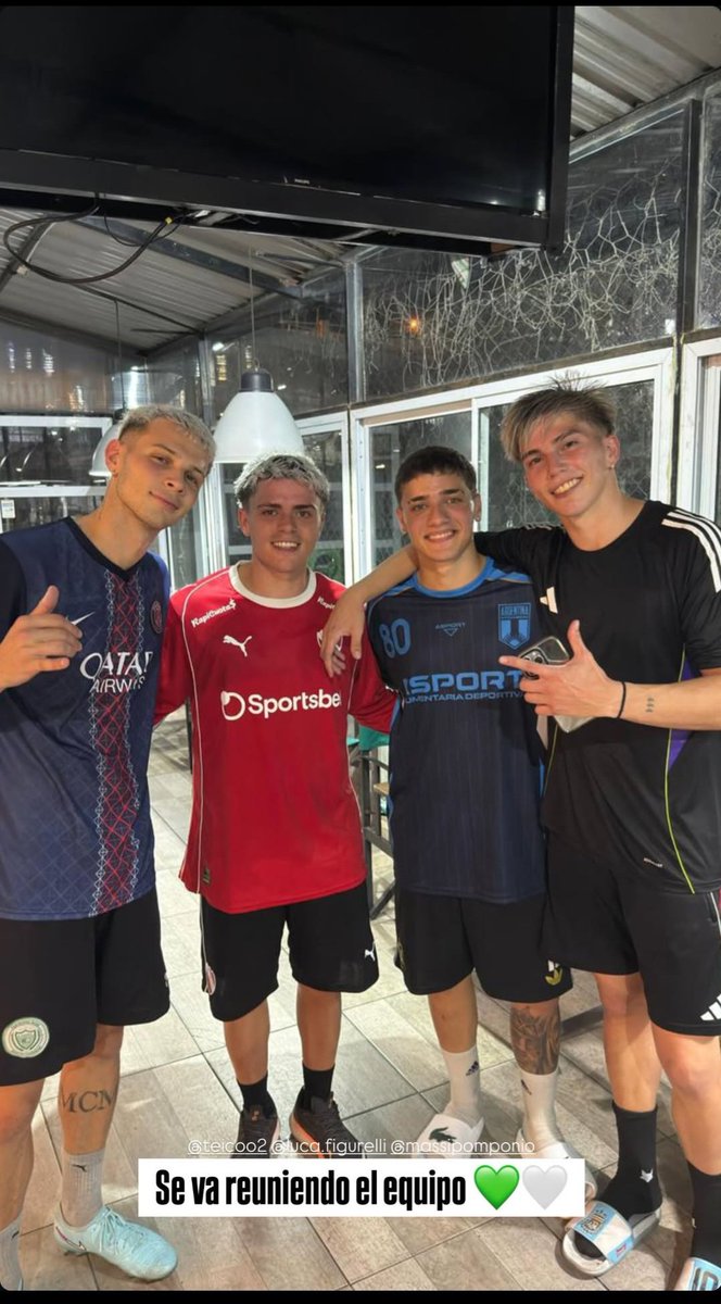 📲|| ¡Luca vía Instagram Stories de @/santi.rozas!