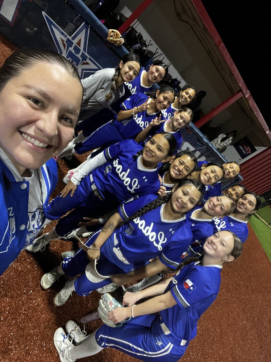 Lehman Lady Lobo Softball tweet media