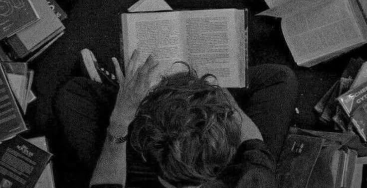 𝘞𝘦 𝘢𝘳𝘦 𝘰𝘣𝘴𝘦𝘴𝘴𝘦𝘥 𝘸𝘪𝘵𝘩 𝘦𝘴𝘤𝘢𝘱𝘪𝘴𝘮 - 𝘵𝘩𝘳𝘰𝘶𝘨𝘩 𝘮𝘰𝘷𝘪𝘦𝘴, 𝘣𝘰𝘰𝘬𝘴, 𝘮𝘶𝘴𝘪𝘤, 𝘢𝘳𝘵, 𝘥𝘢𝘺𝘥𝘳𝘦𝘢𝘮𝘴, 𝘰𝘶𝘳 𝘴𝘰𝘶𝘭𝘴 𝘳𝘦𝘢𝘭𝘭𝘺 𝘸𝘦𝘳𝘦𝘯'𝘵 𝘮𝘢𝘥𝘦 𝘧𝘰𝘳 𝘵𝘩𝘪𝘴 𝘸𝘰𝘳𝘭𝘥.