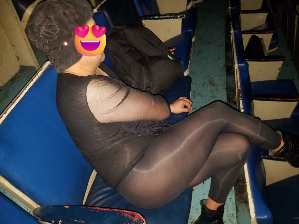 Buenas noches a todos. Mañana toca ir al cine Rio a deslechar una rica verga, quien quiere