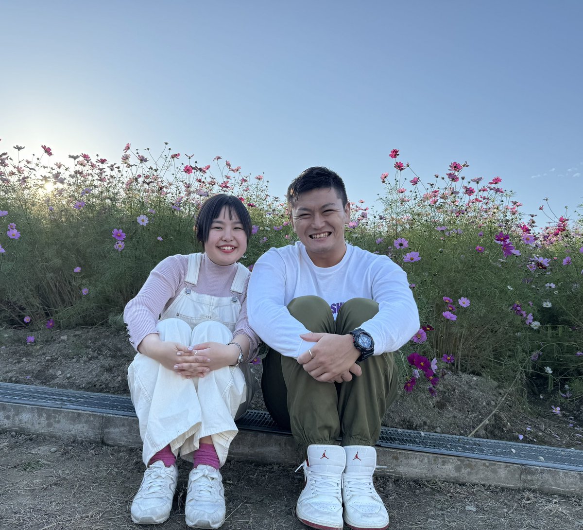 Shi_en1209Gotoh's tweet photo. ご報告

いつも応援してくださっている皆さまへ。

私事ではありますが、本日入籍いたしました。

まだまだ未熟ではありますが、家族という大きな支えを胸に、これまで以上にプロレスに真摯に向き合ってまいります。

今後とも変わらぬご声援のほど、よろしくお願いいたします。 https://t.co/MM1nTLXDJH
