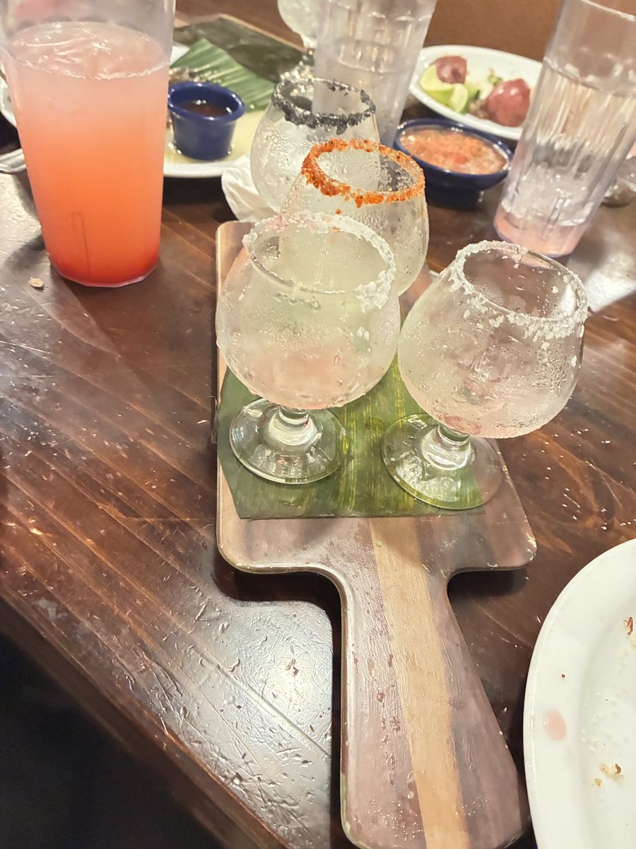 RRFOREVER_'s tweet photo. Enjoyed my night being out😂 https://t.co/MzTylneMlG