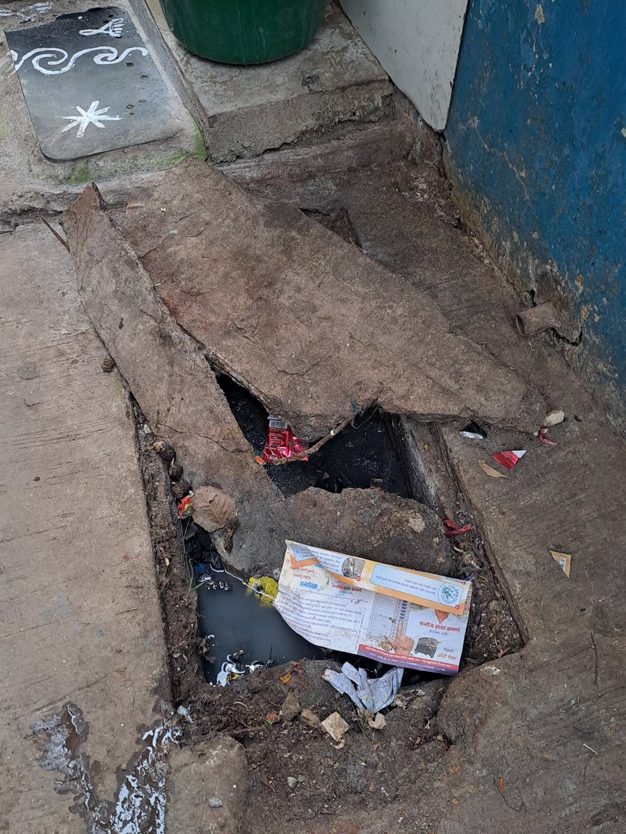 Navjawan_SS's tweet photo. There is an open &amp; broken gutter line in our area which is creating serious hygiene issues. Dirty water is stagnant and causing mosquito breeding along with a very foul smell.
Requesting @mybmcWardRN to urgently inspect and repair the drainage line.
@mybmc @Dev_Fadnavis
Thank you https://t.co/xlouOxLpRc