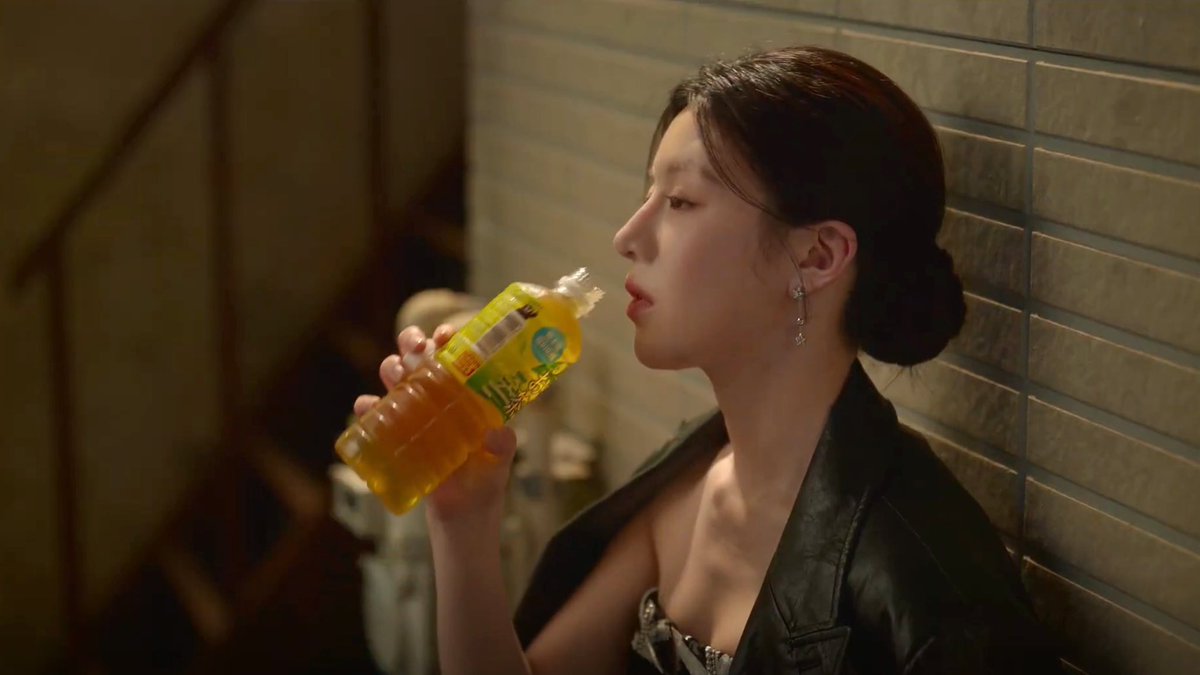 เราเองก็เป็นโกยุนจองได้ ง่ายๆค่ะ POKKA แค่ 39 บาท ซื้อกินเอง ไม่ง้อคิมซอนโฮ