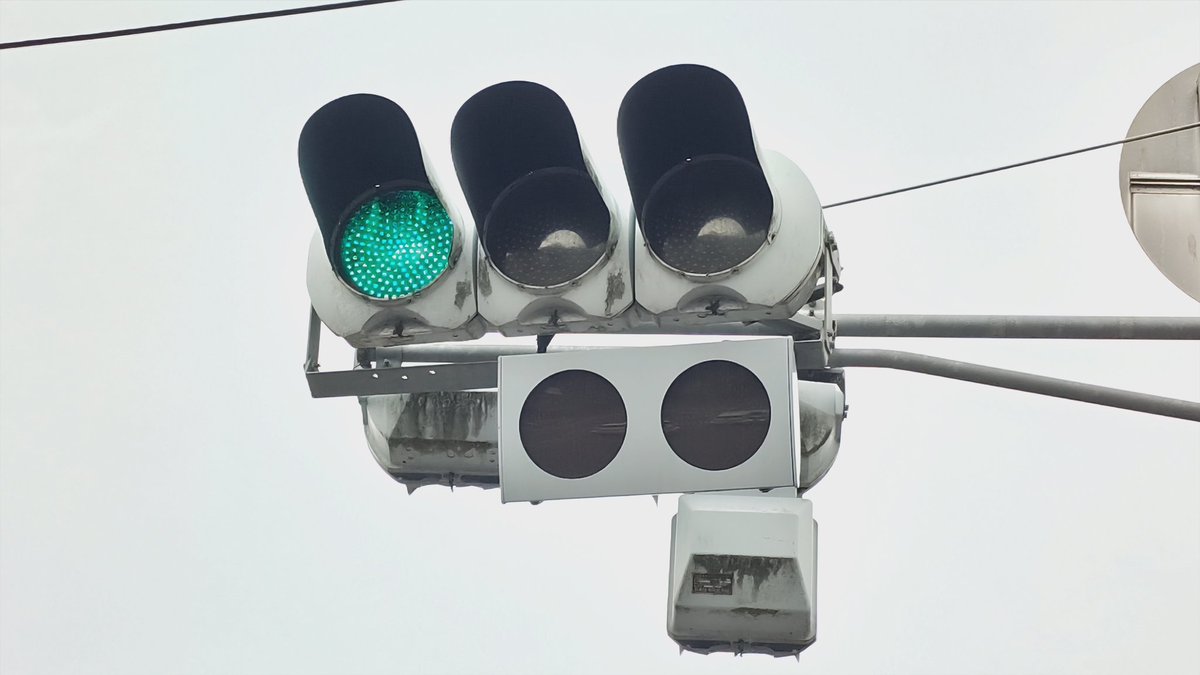 この厚型信号機も後に更新対象になるのかな…？
#信号機