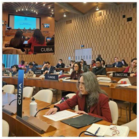 🇨🇺| Cuba denunció graves consecuencias recrudecimiento cerco económico impuesto por EEUU al país, durante Primera Reunión Plenaria 2026 del Grupo de los 77 y China, Capítulo <a href="/UNESCO_es/">UNESCO en español 🏛️#Educación #Ciencia #Cultura</a>, celebrada el pasado 9 de febrero en la sede de la Organización.

📎| cubaminrex.cu/es/fuerte-denu…