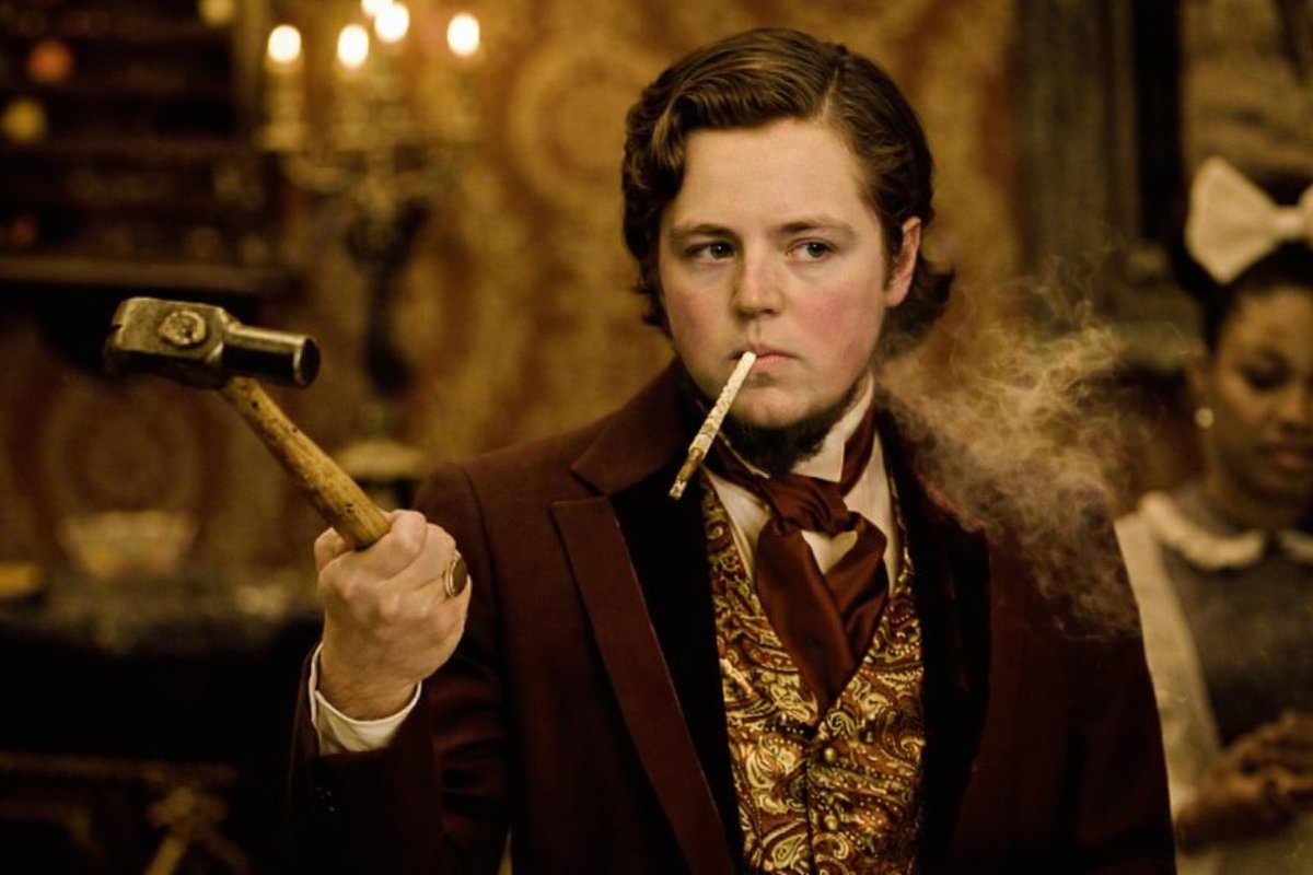 《Nigger Unchained》  with hammer

#subwaygirl