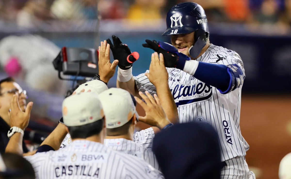 ¡Refuerzos en el Nido! 🦅⚾️

<a href="/elaguilabeisbol/">El Águila de Veracruz</a> anuncia la llegada de los estadounidenses Dustin Peterson y Travis Swaggerty para la temporada 2026 de la <a href="/LigaMexBeis/">Liga Mexicana de Beisbol</a>.

#ElÁguila #LMB2026

purobeisbol.mx/lmb-dustin-pet…