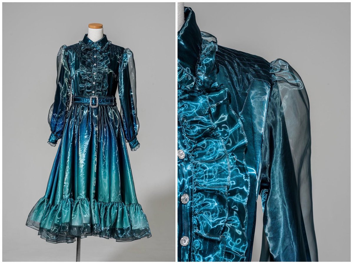 MatsuiRyosuke's tweet image. 色の名前が追いついていない青、
差し上げます。