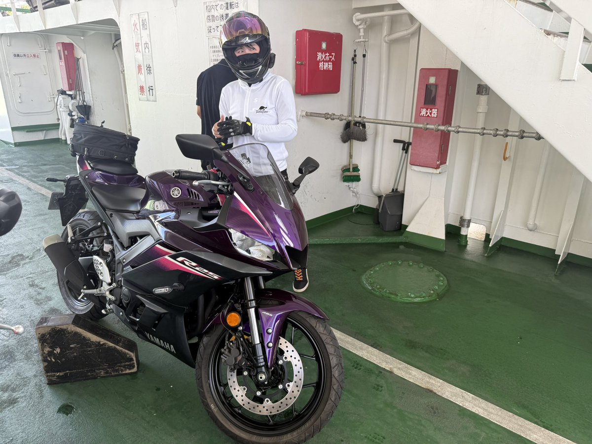 na_tsR25's tweet image. #バイクのフェリー乗船写真を貼れお願い