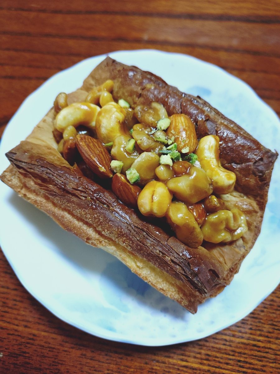 郡山市　フォンデュ　キャラメルナッツをいただきました。食感とほどよい甘さが良いですね