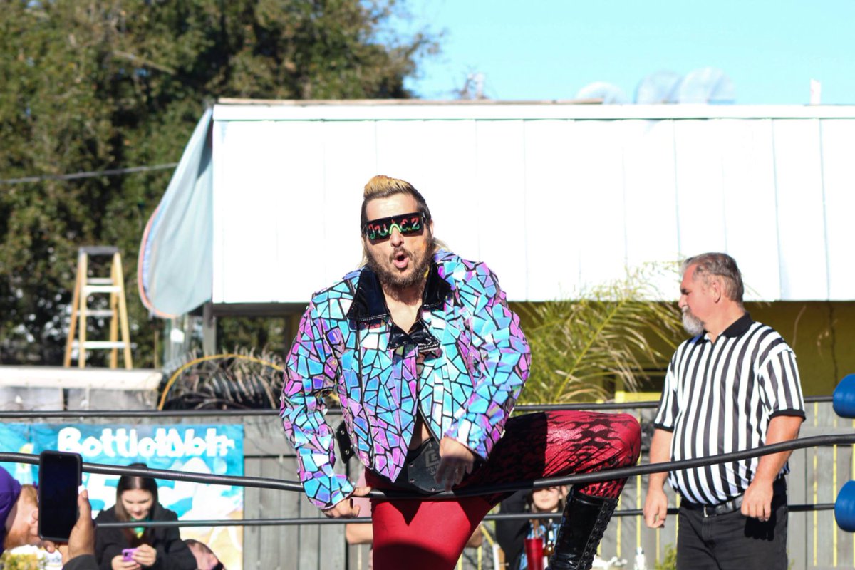 Julez Bradley (@julezbradley) on Twitter photo 