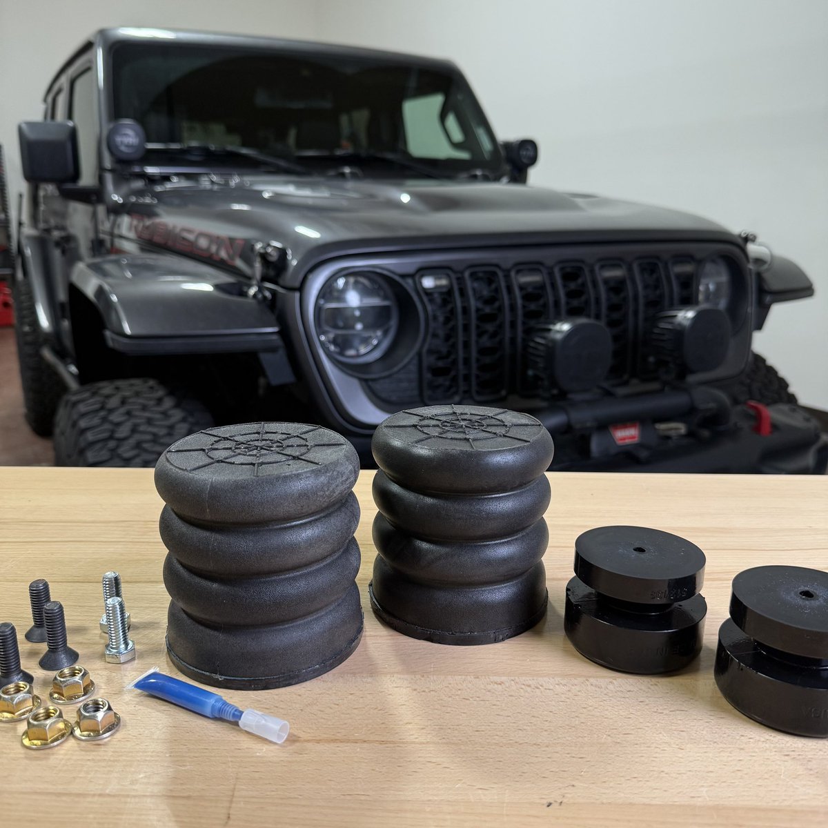 Upgrade your #jeep suspension with #sumosprings!

Save 15% with code: dtodd15off 
superspringsinternational.com
