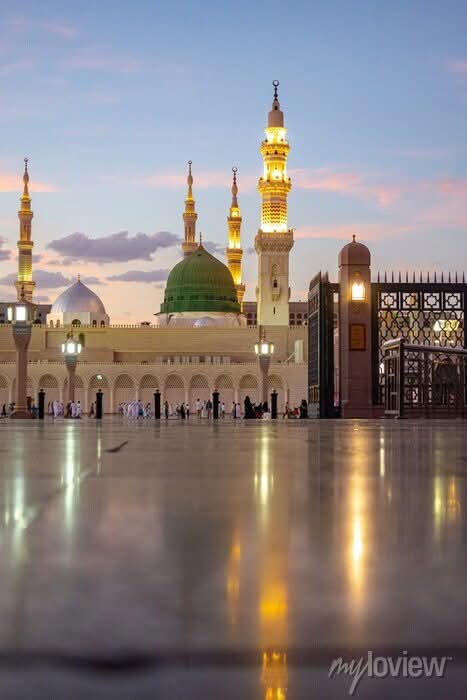 _sv_22's tweet photo. بسم اللہ الرحمٰن الرحیم
اللَّهُمَّ صَلِّ عَلَى مُحَمَّدٍ وَعَلَى آلِ مُحَمَّدٍ

  #خاتم_النبیین_محمدﷺ
پر #درود_وسلام
السلام علیکم ورحمۃ اللہ وبرکاتہ
صبح بخیر
اللہ ربّ العزت اس نئی صبح کو ہمارے لیے رحمت، برکت اور ہدایت کا ذریعہ بنائے
آپکا دن خیر،سکون اورکامیابی سے بھر دے
آمین https://t.co/XJsgWvKNJk