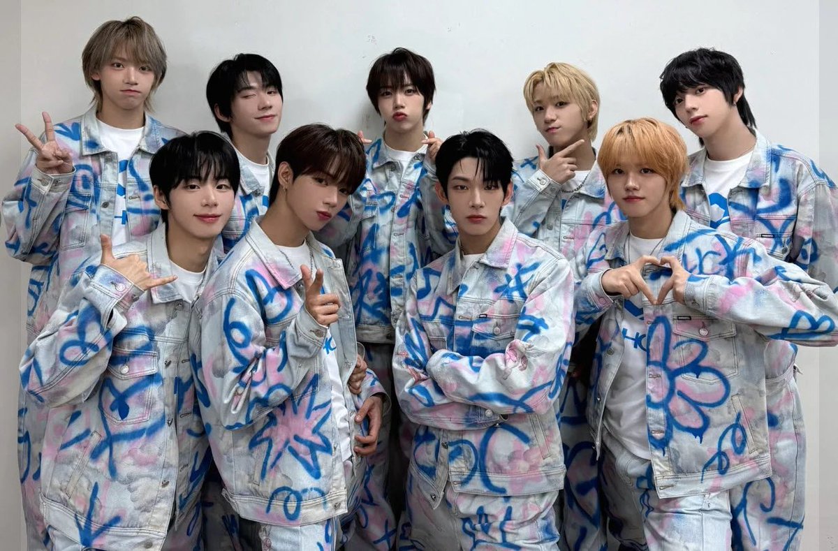 ◥◣#AHOF 出演🏆◢◤

K-POP授賞式 2026 #DAWARDS with upick
TV独占生中継💫

🗓️2月11日(水・祝)午後6時
📺dawards.live

昨年"最多冠王"となったAHOFが、今年はどんな圧巻のステージを披露するのか注目🥹感動の受賞の瞬間をリアルタイムでお届け💖