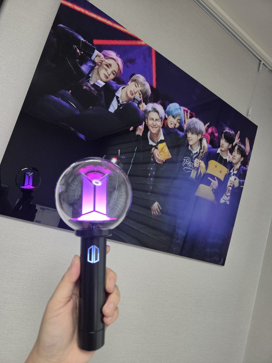 HaeRong_Hi's tweet photo. 자 왔어 💜 https://t.co/KQu1AskIe1