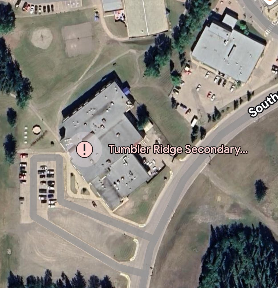 ℌ𝔞𝔣𝔢𝔷 tweet media